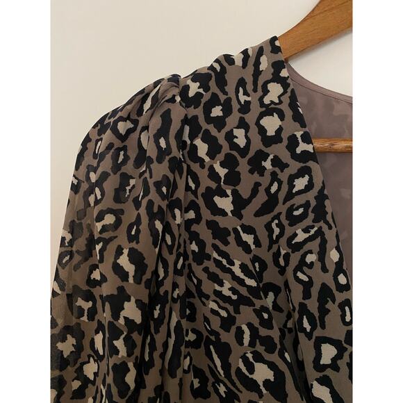 Shona Joy Buell Plunged Mini Dress US 4 Animal Cheetah Print Long Sleeve EUC - Picture 7 of 9